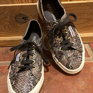 Superga sneakers